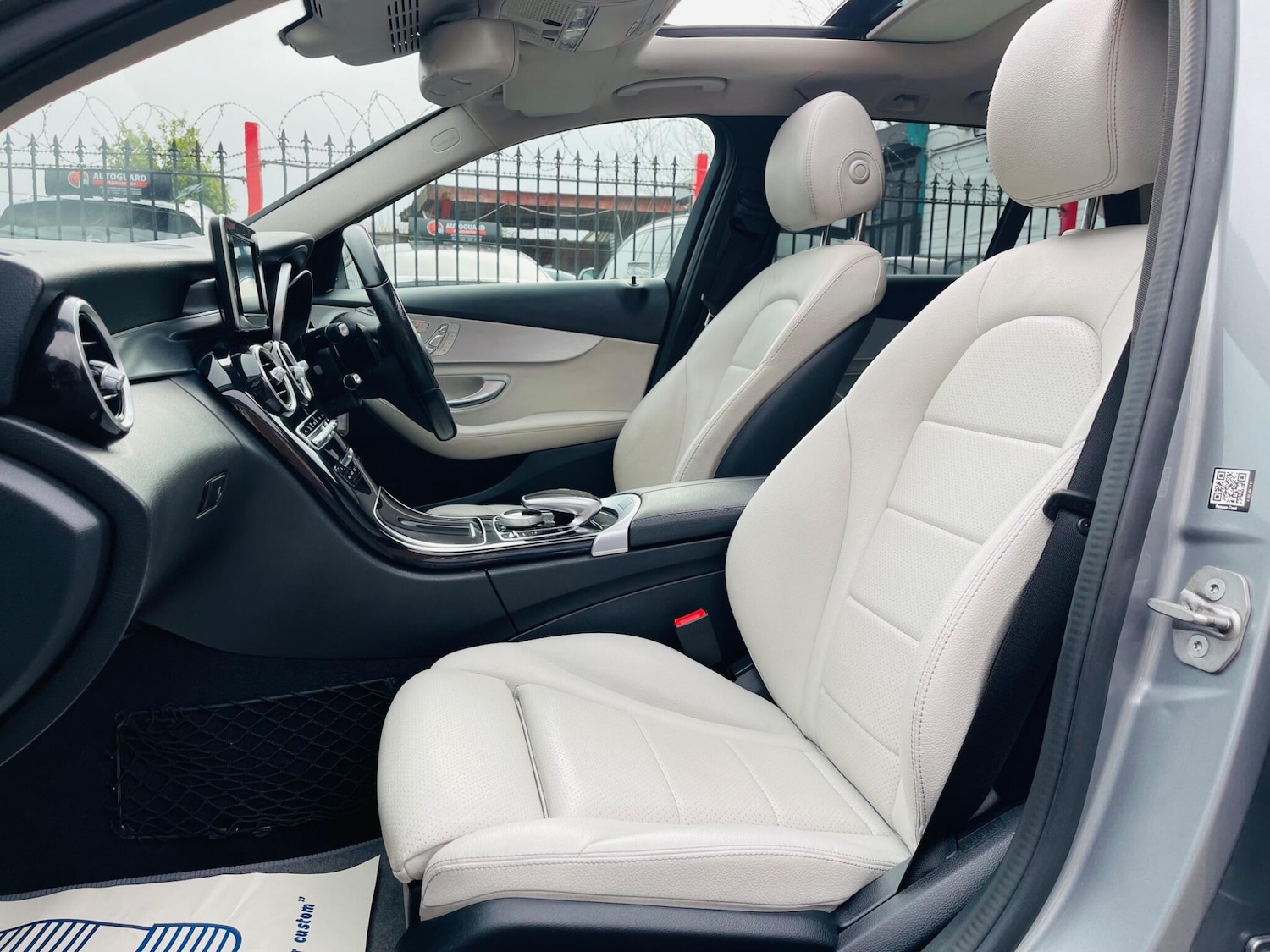 Used Mercedes-Benz C Class 2016 for sale - 77737945: Photo 5