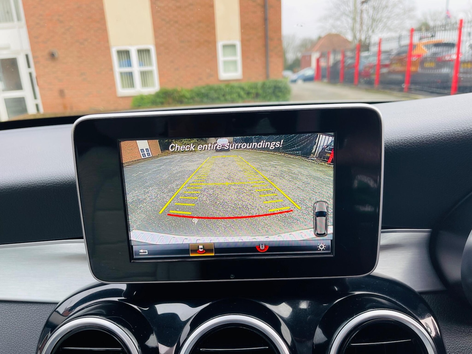 Used Mercedes-Benz C Class 2016 for sale - 77737945: Photo 7