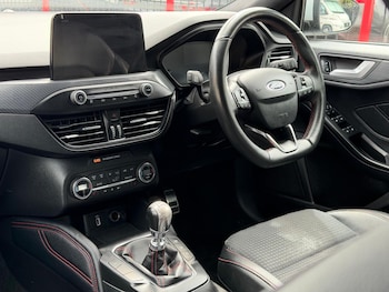 Used Ford Focus 2019 for sale - 78573412: Photo