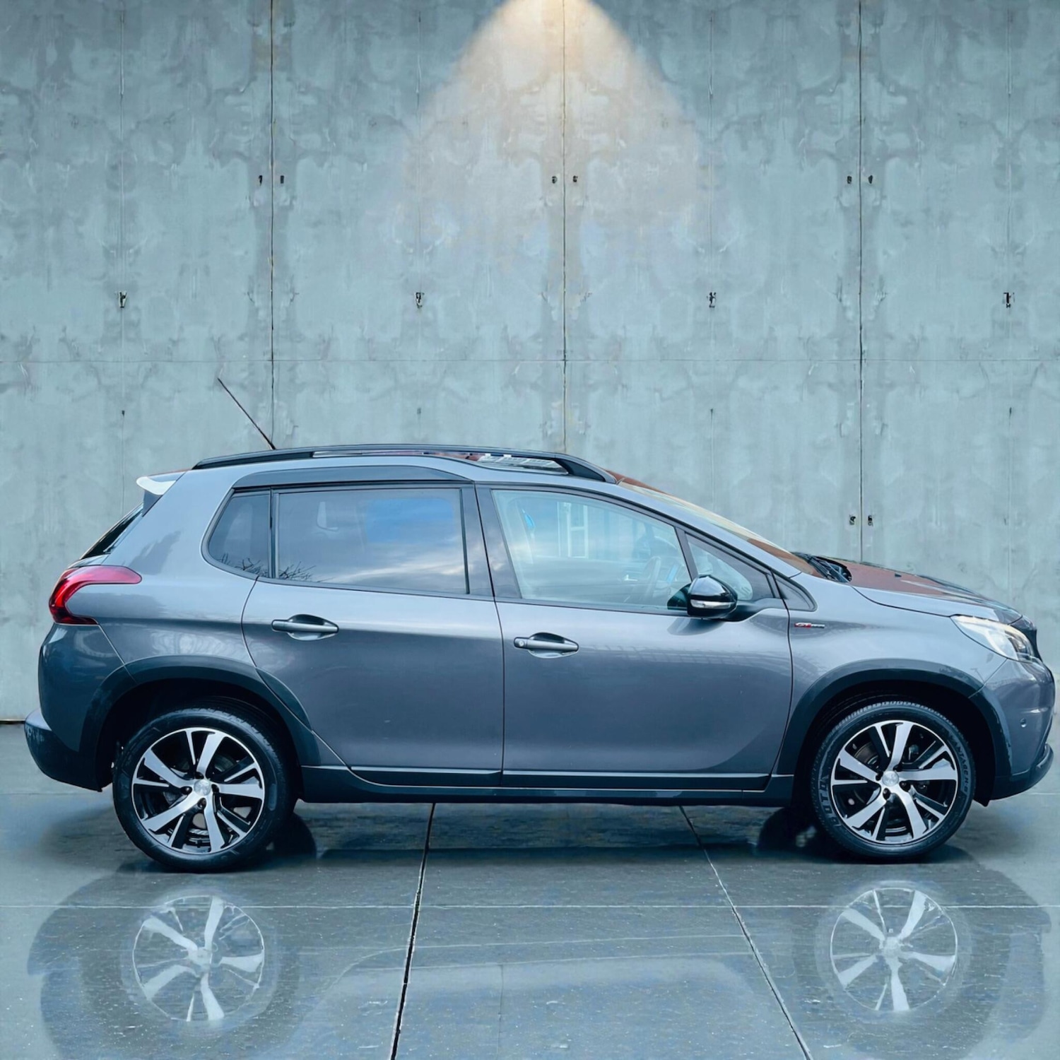 Used Peugeot 2008 2017 for sale - 77738139: Photo 13