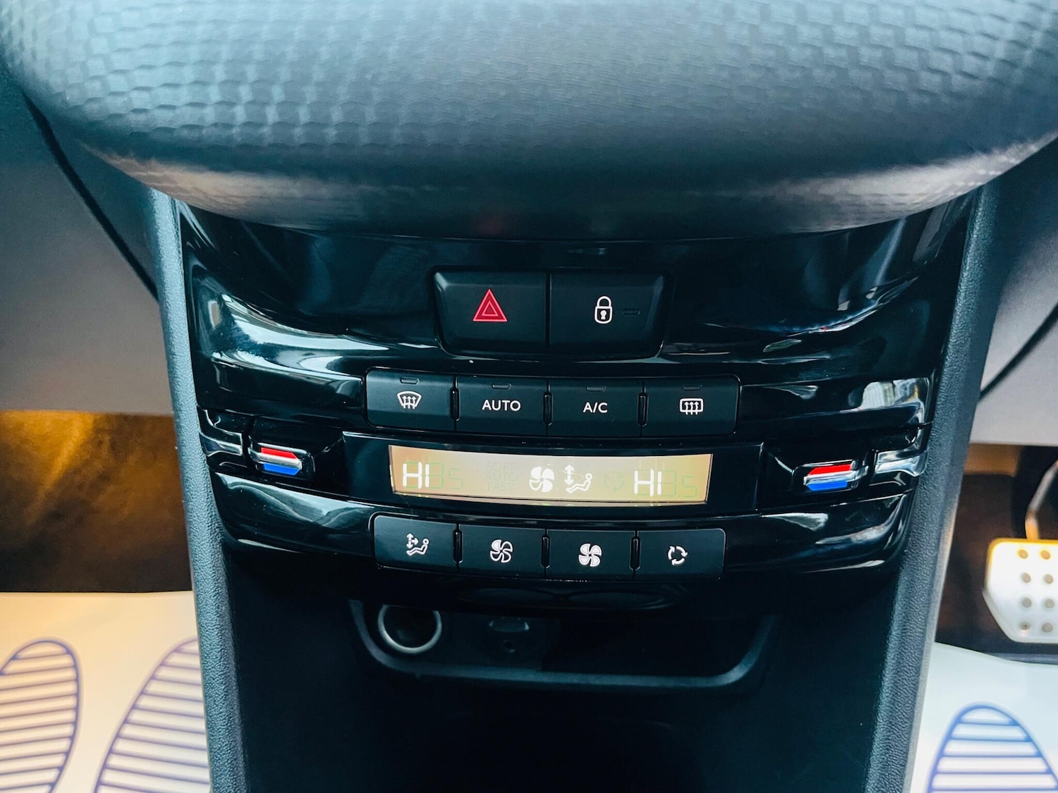 Used Peugeot 2008 2017 for sale - 77738139: Photo 24