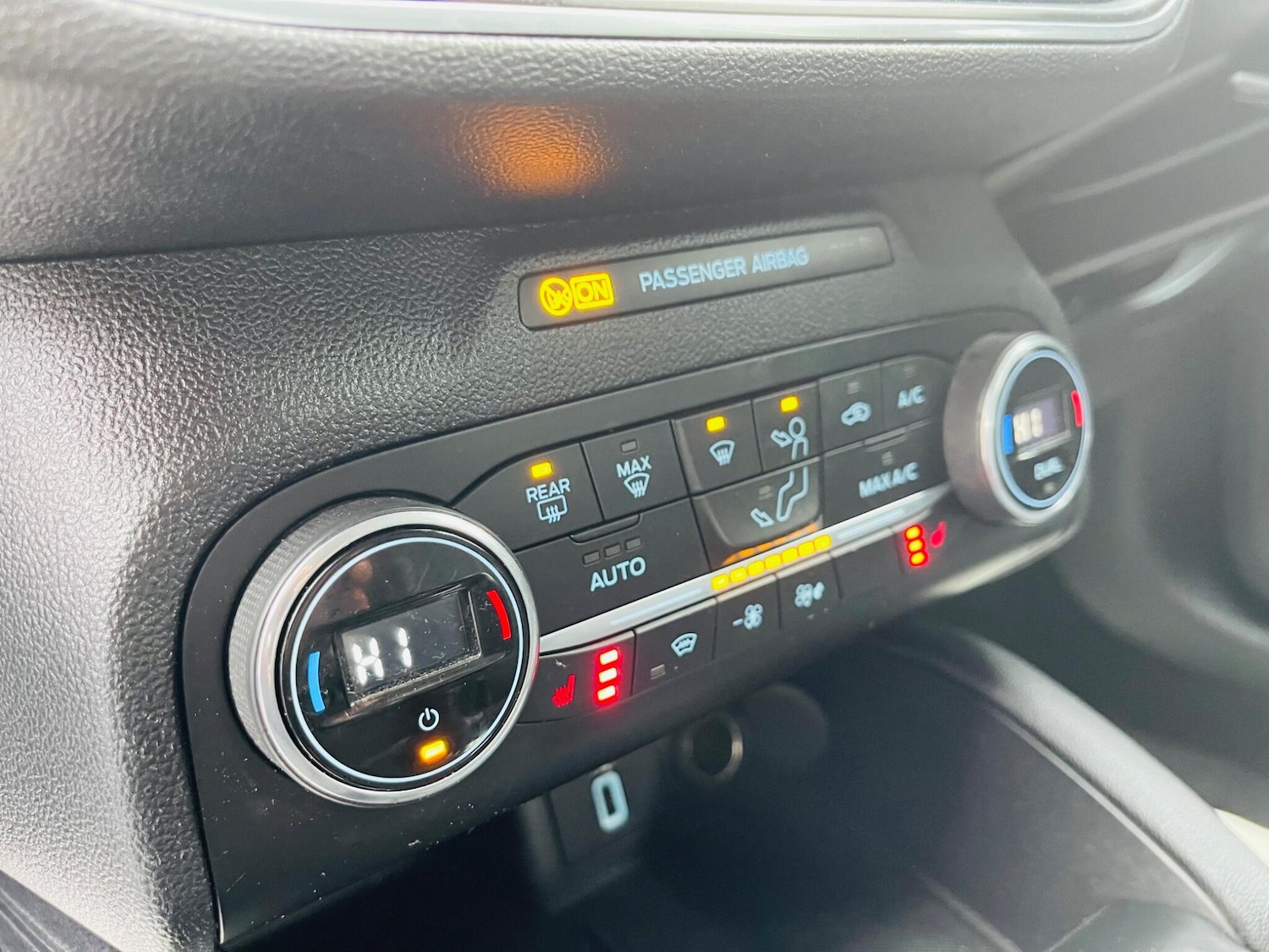 Used Ford Focus 2018 for sale - 78100599: Photo 12