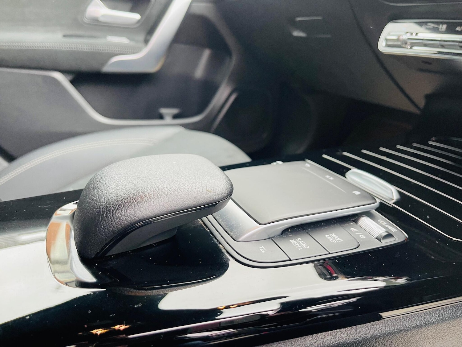 Used Mercedes-Benz A-Class for sale - 77738446: Photo 40