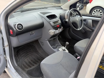 Used Peugeot 107 2008 for sale - 78481352: Photo