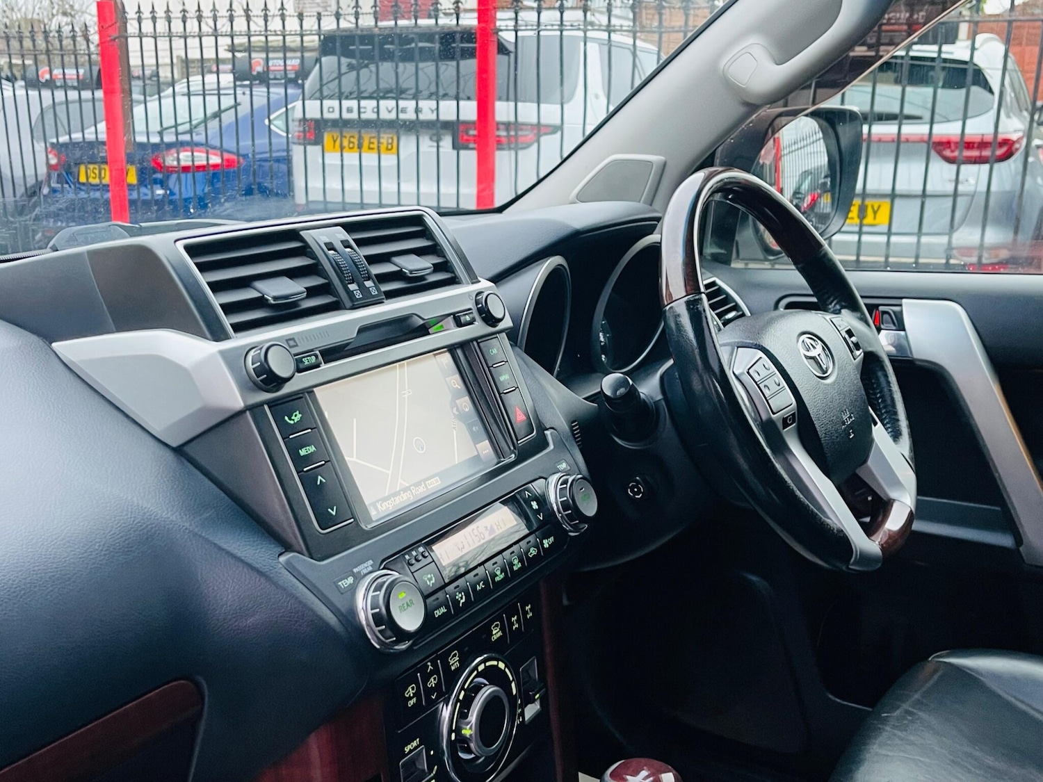 Used Toyota Land Cruiser 2014 for sale - 77738216: Photo 22