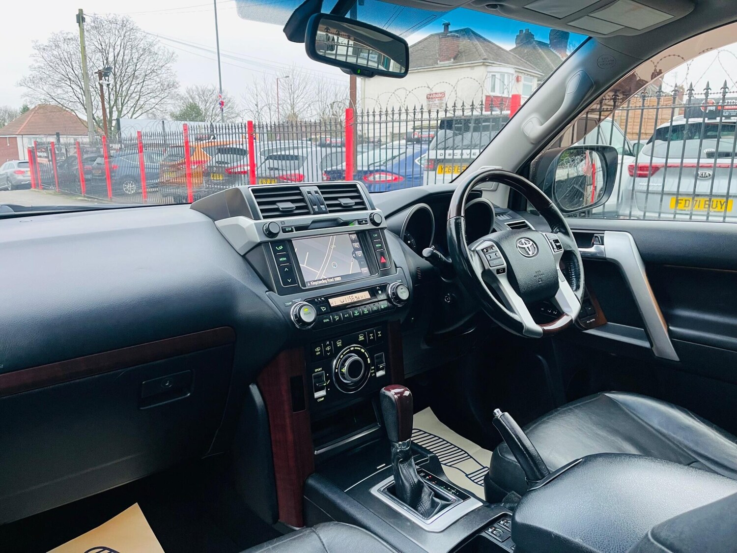 Used Toyota Land Cruiser 2014 for sale - 77738216: Photo 25