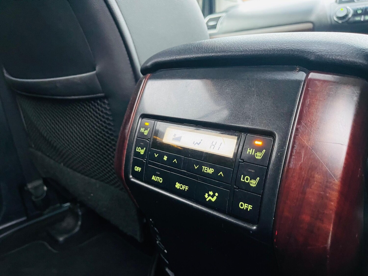 Used Toyota Land Cruiser 2014 for sale - 77738216: Photo 27