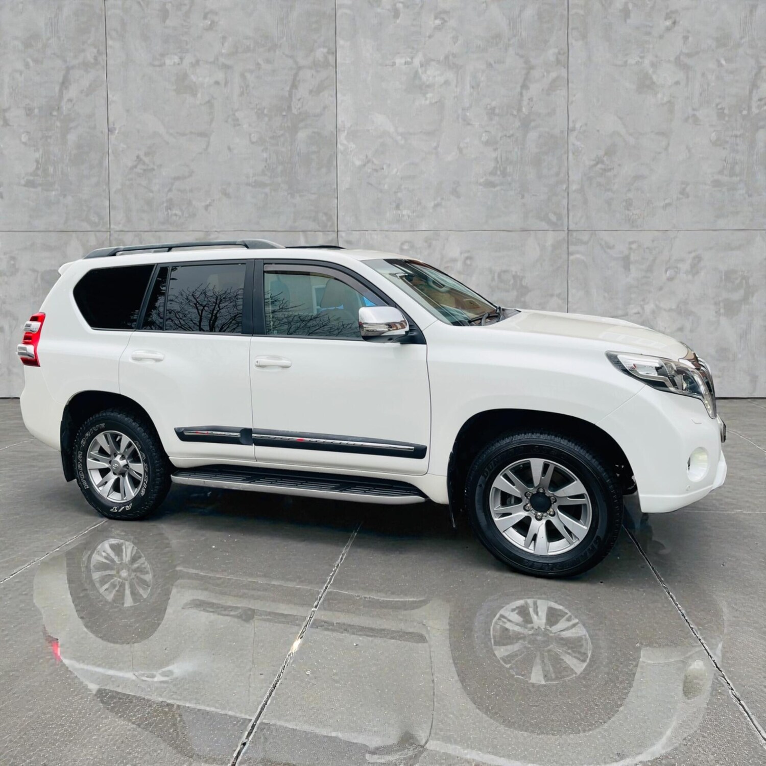 Used Toyota Land Cruiser 2014 for sale - 77738216: Photo 32