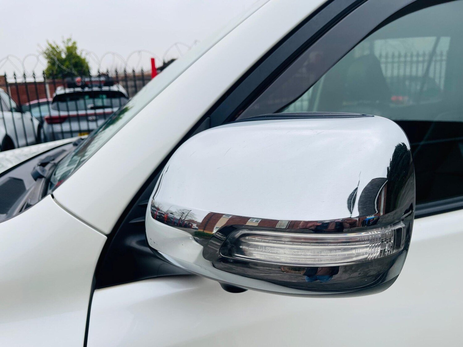 Used Toyota Land Cruiser 2014 for sale - 77738216: Photo 56