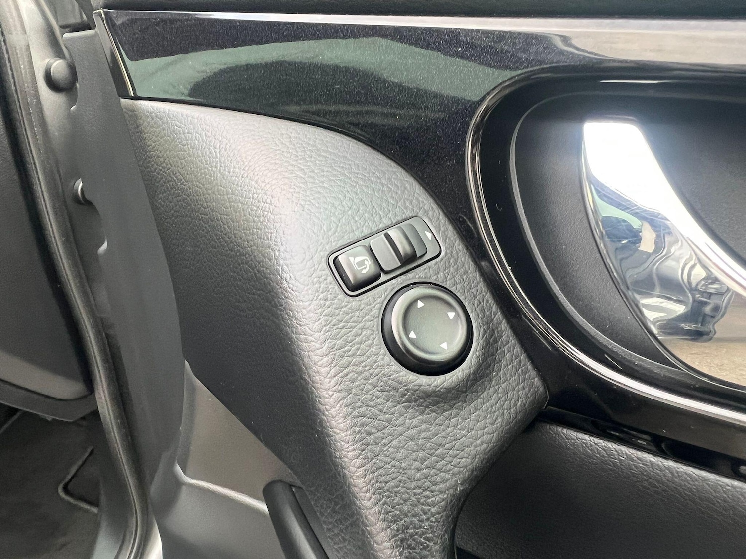 Used Nissan Qashqai for sale - 77737955: Photo 23