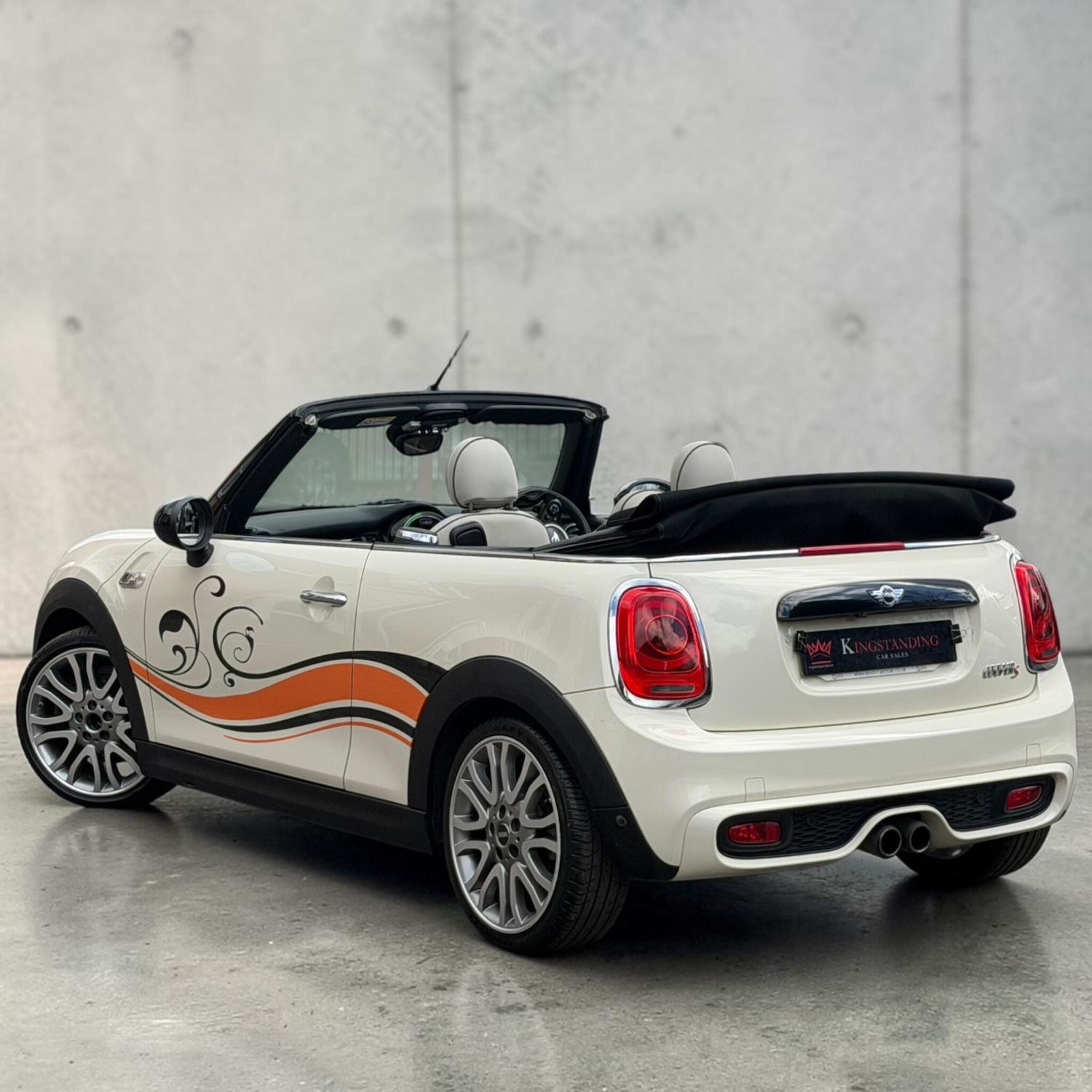 Used MINI Convertible 2016 for sale - 78170654: Photo 10