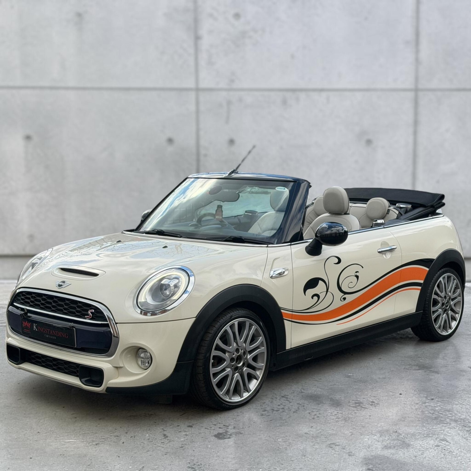 Used MINI Convertible 2016 for sale - 78170654: Photo 12
