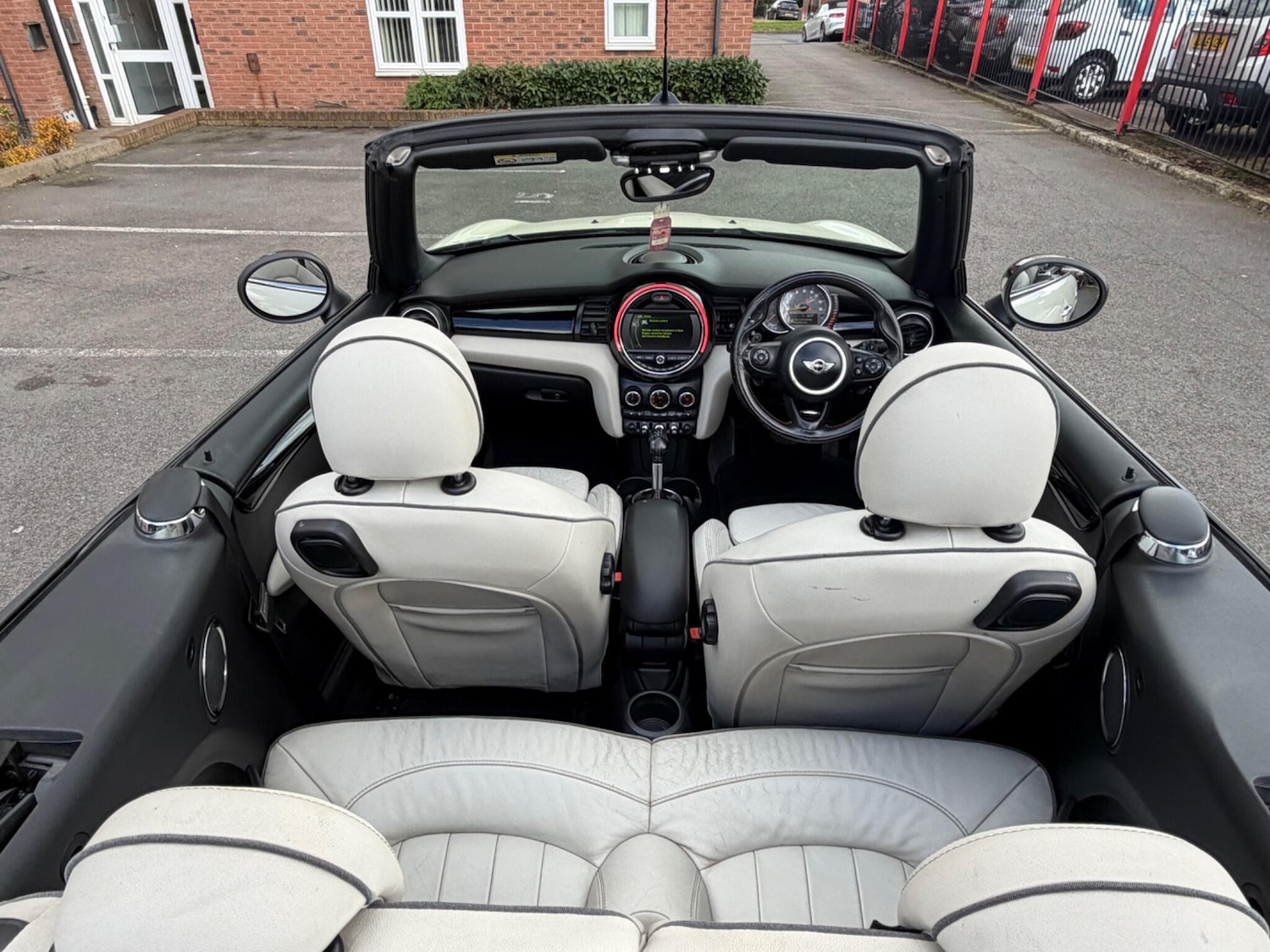Used MINI Convertible 2016 for sale - 78170654: Photo 23