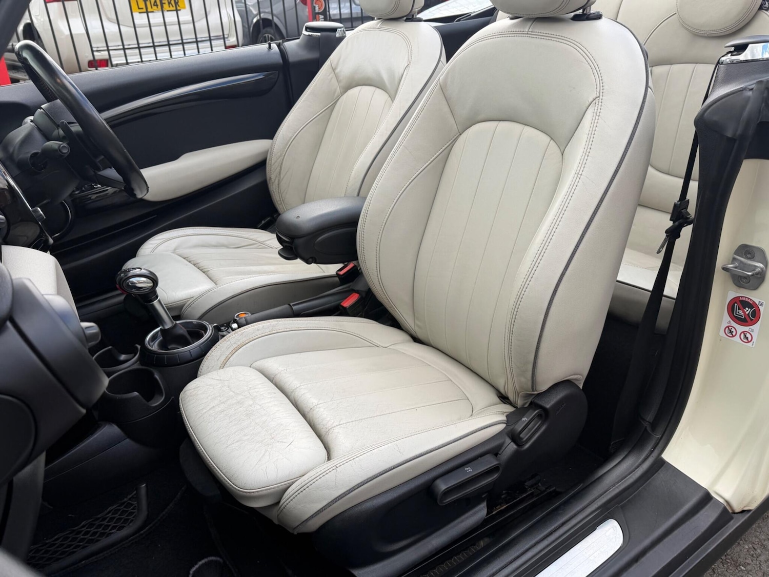 Used MINI Convertible 2016 for sale - 78170654: Photo 24