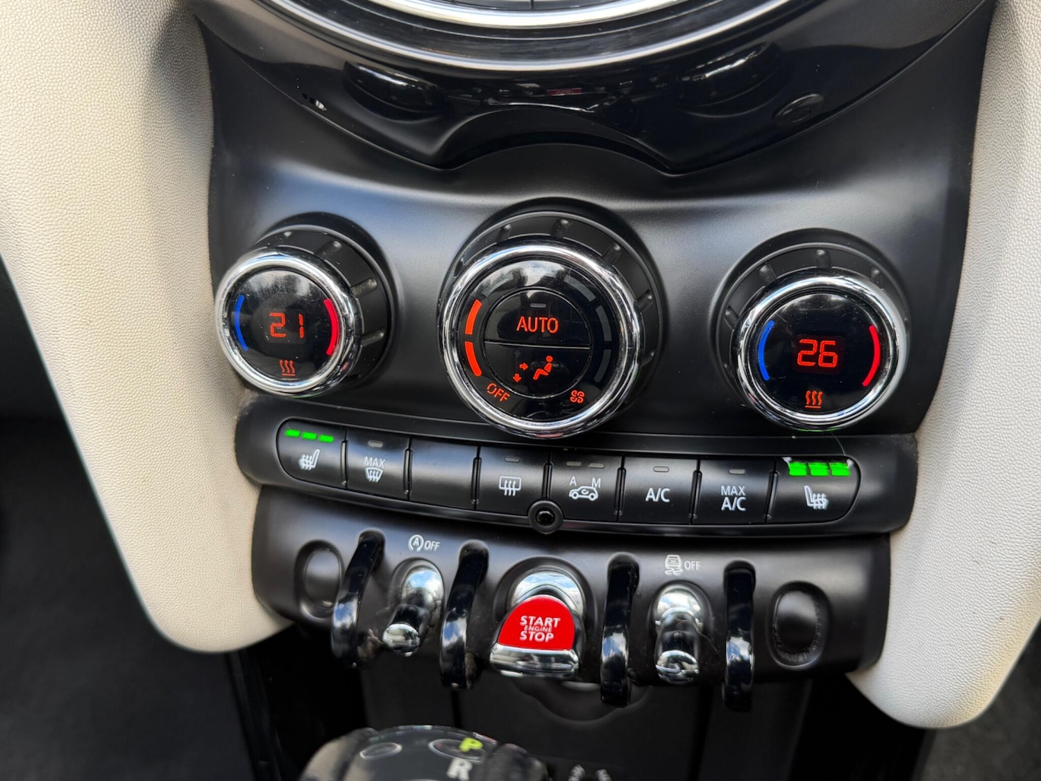 Used MINI Convertible 2016 for sale - 78170654: Photo 30