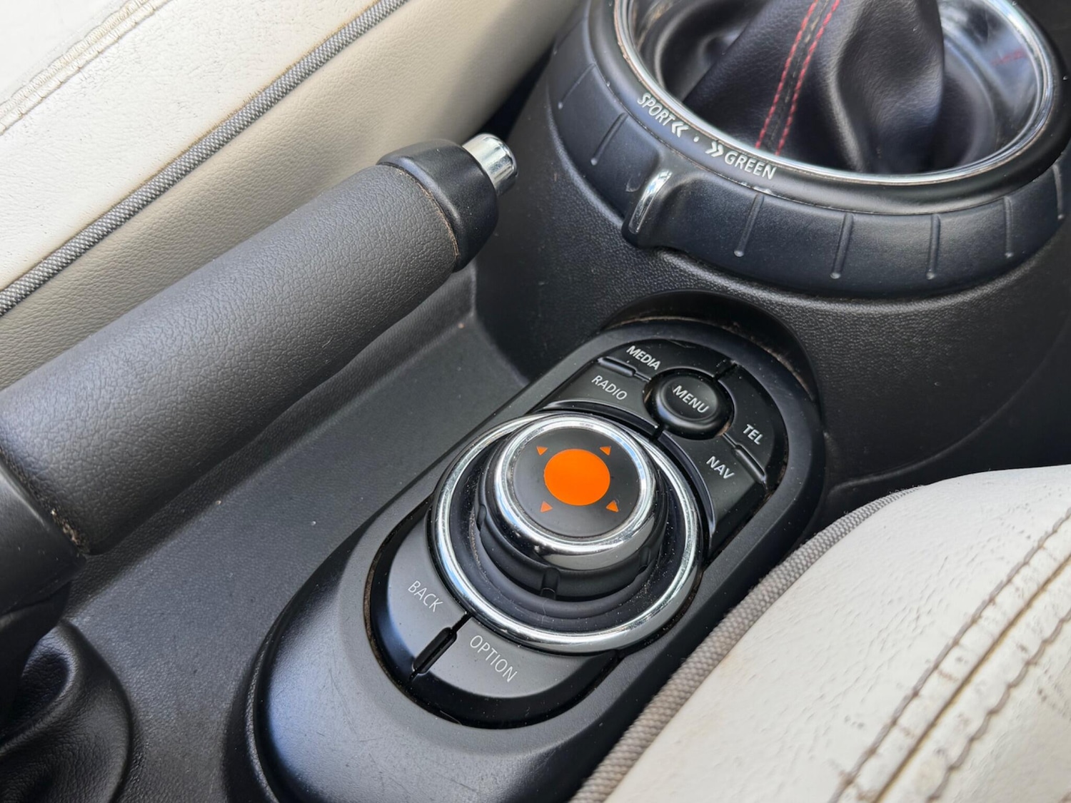 Used MINI Convertible 2016 for sale - 78170654: Photo 31