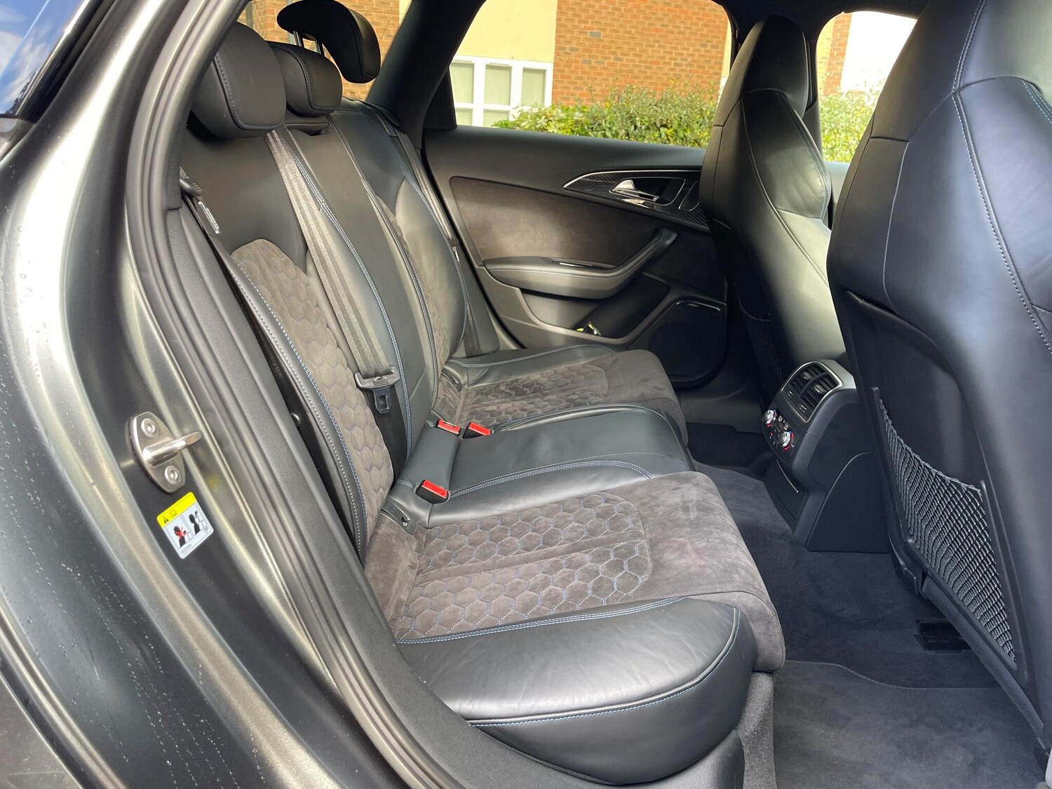 Used Audi RS6 2016 for sale - 77737954: Photo 47