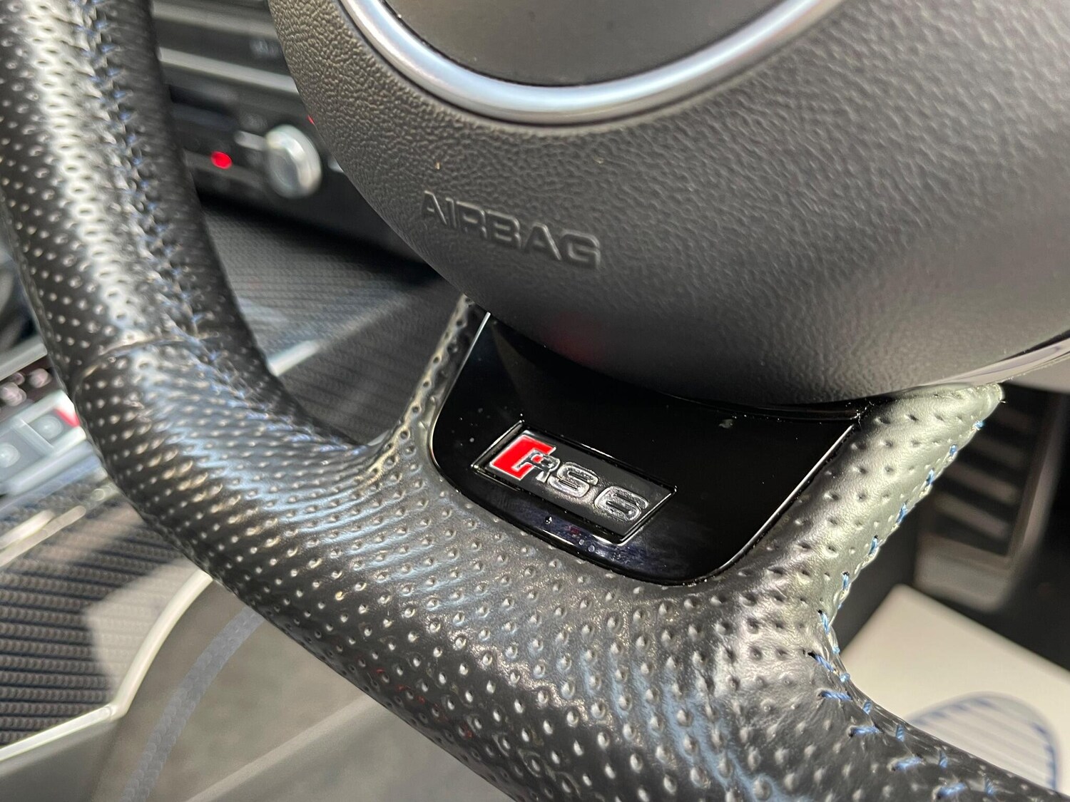 Used Audi RS6 2016 for sale - 77737954: Photo 62