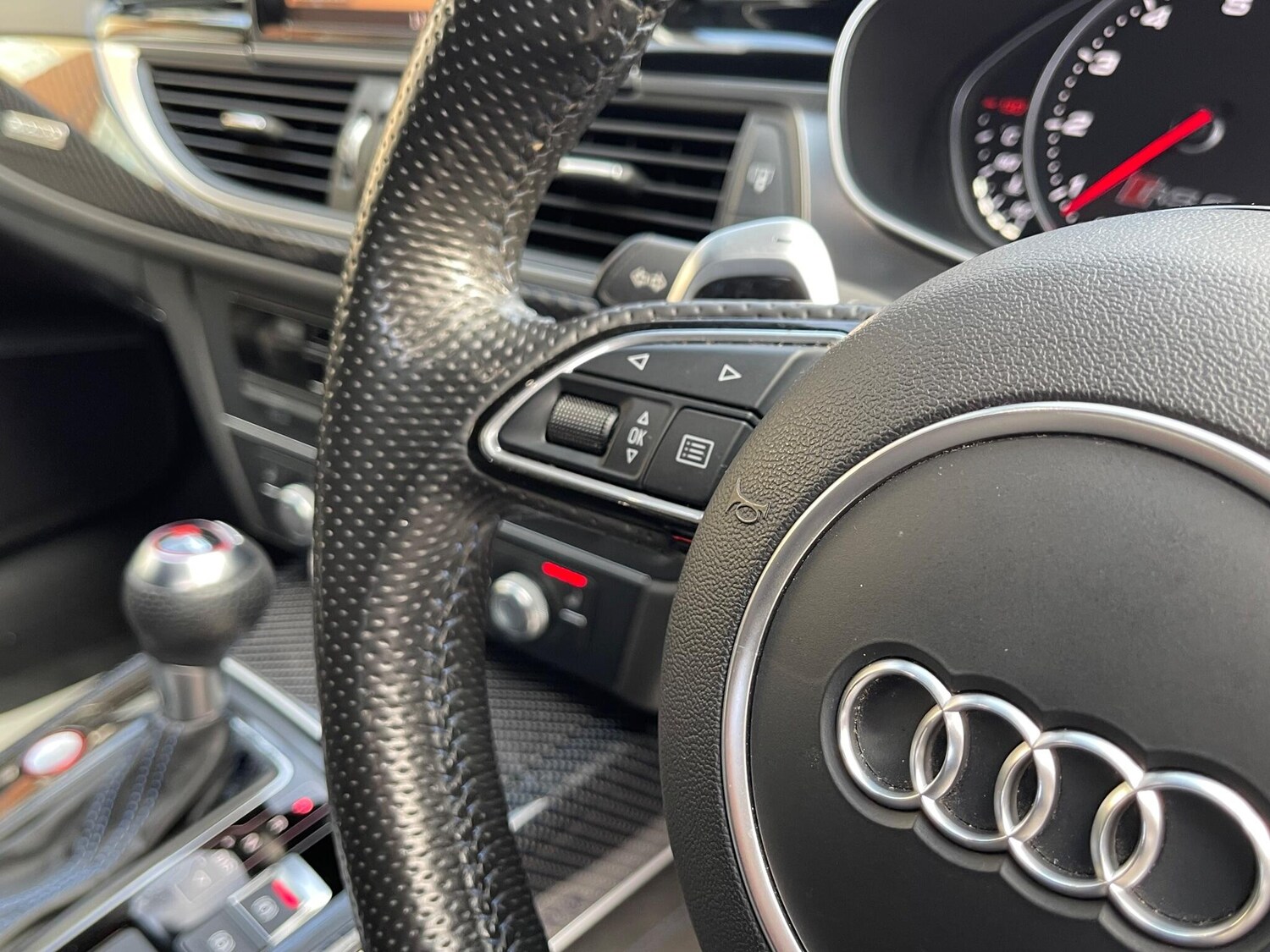 Used Audi RS6 2016 for sale - 77737954: Photo 63