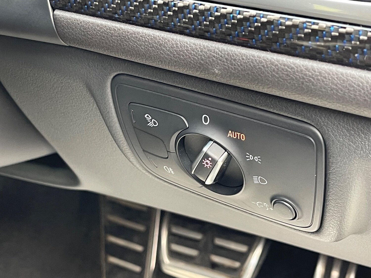 Used Audi RS6 2016 for sale - 77737954: Photo 65