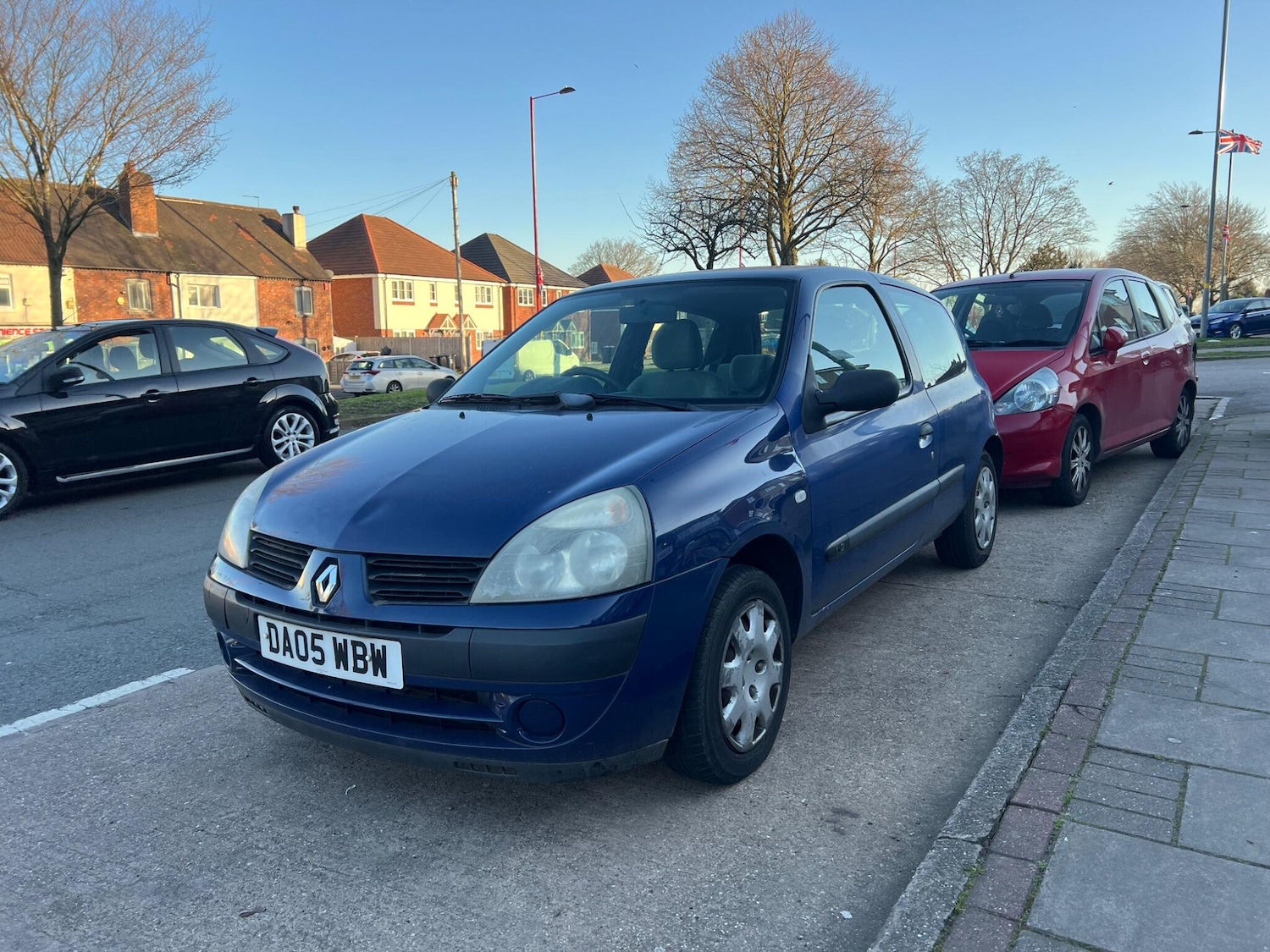 Used Renault Clio 2005 for sale - 77957956: Photo 2