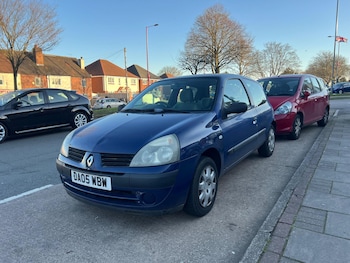 Used Renault Clio 2005 for sale - 77957956: Photo