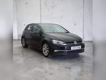Used Volkswagen Golf 2017 for sale - 79553616: Photo