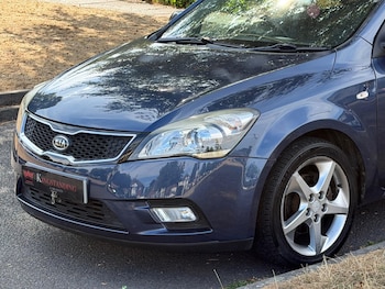 Used Kia Ceed 2011 for sale - 79471852: Photo