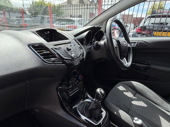 Used Ford Fiesta 2014 for sale - 78901952: Photo