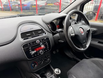 Used Fiat Punto 2014 for sale - 77794051: Photo