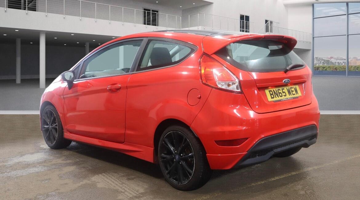 Used Ford Fiesta 2015 for sale - 78157449: Photo 2