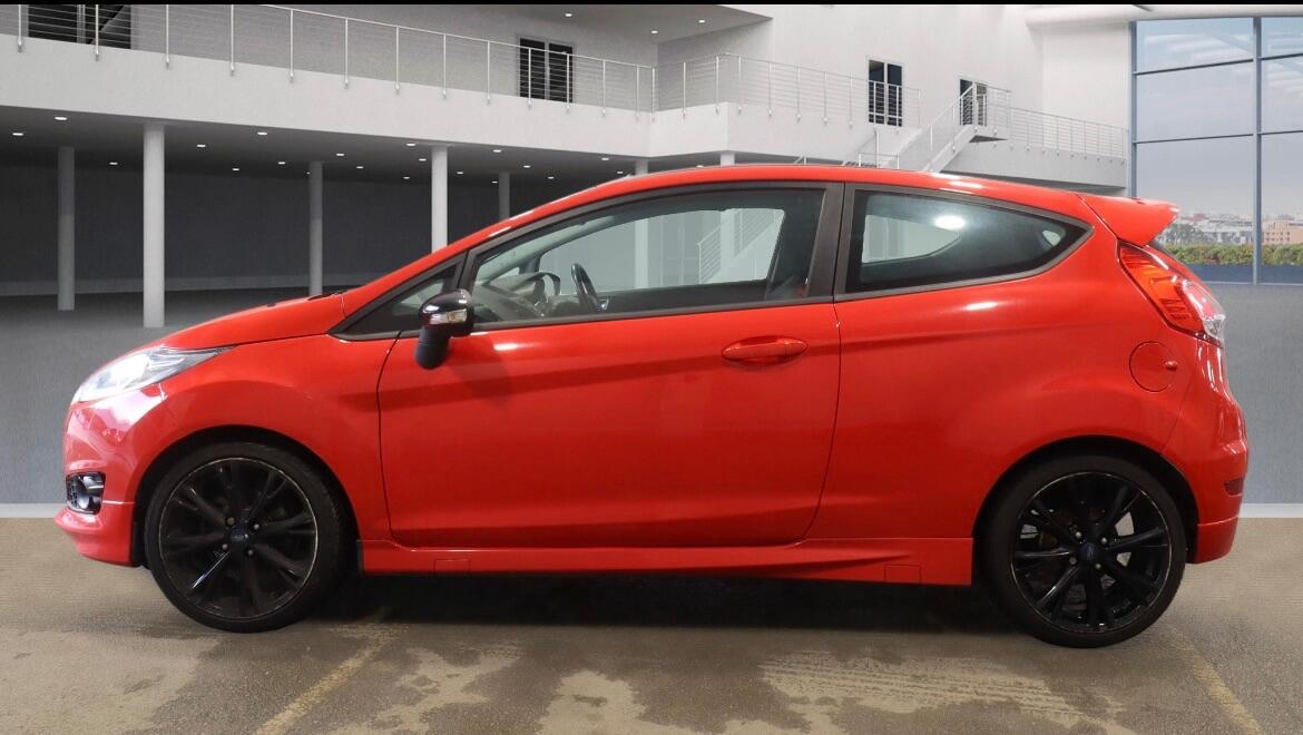 Used Ford Fiesta 2015 for sale - 78157449: Photo 3