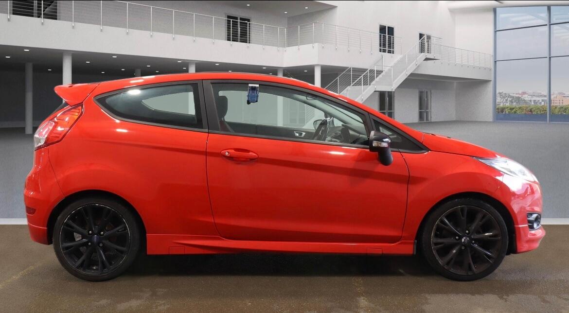Used Ford Fiesta 2015 for sale - 78157449: Photo 4