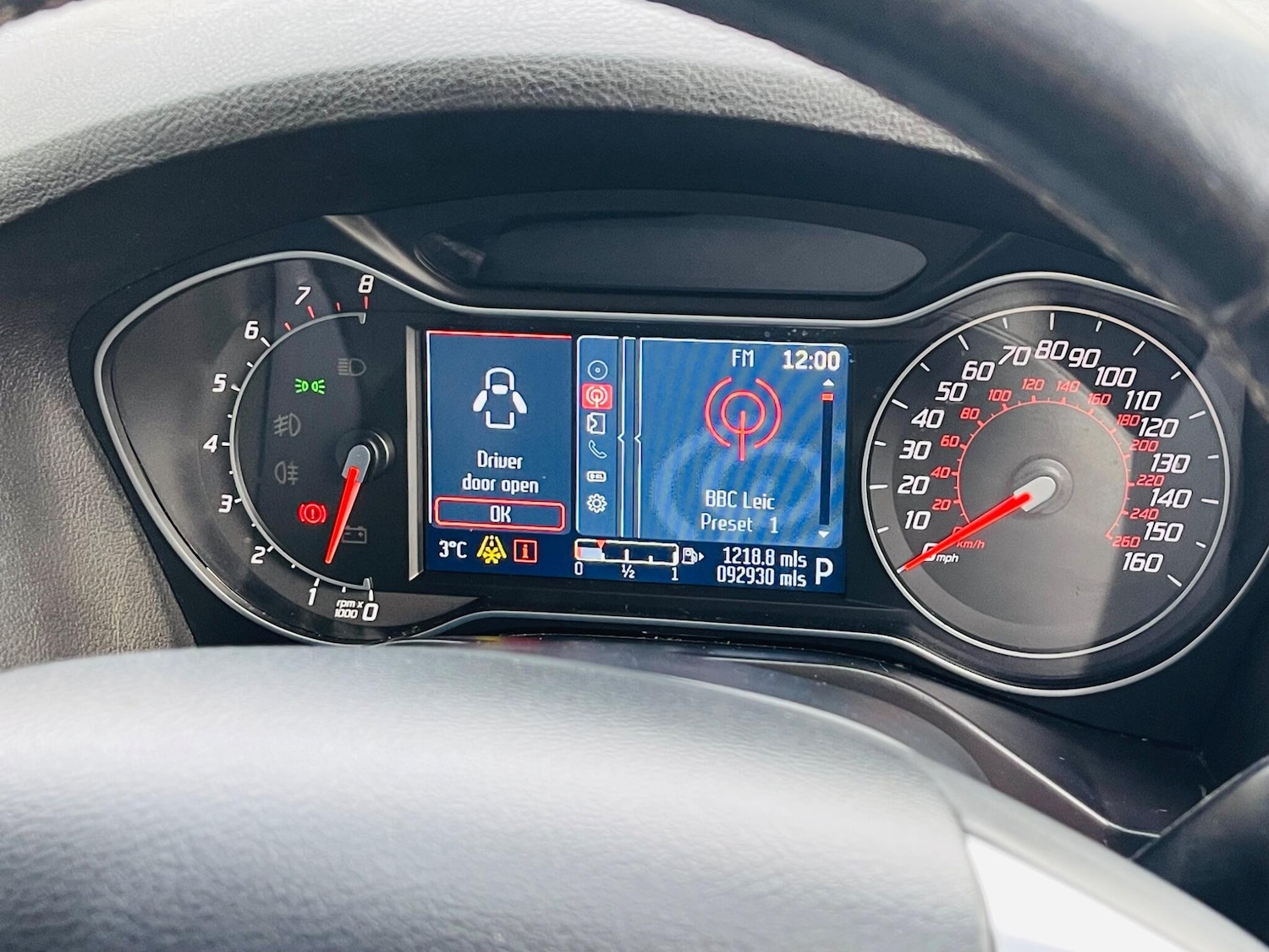 Used Ford Galaxy 2014 for sale - 77737926: Photo 19