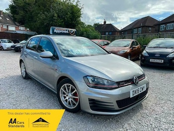 Used Volkswagen Golf 2015 for sale - 79212552: Photo