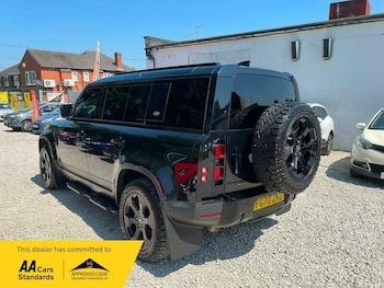 Used Land Rover Defender 110 2020 for sale - 79158161: Photo