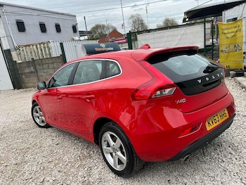 Used Volvo V40 2013 for sale - 79224725: Photo