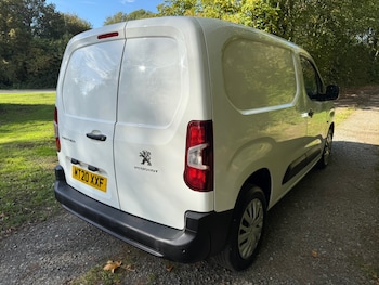 Used Peugeot Partner 2020 for sale - 76126338: Photo