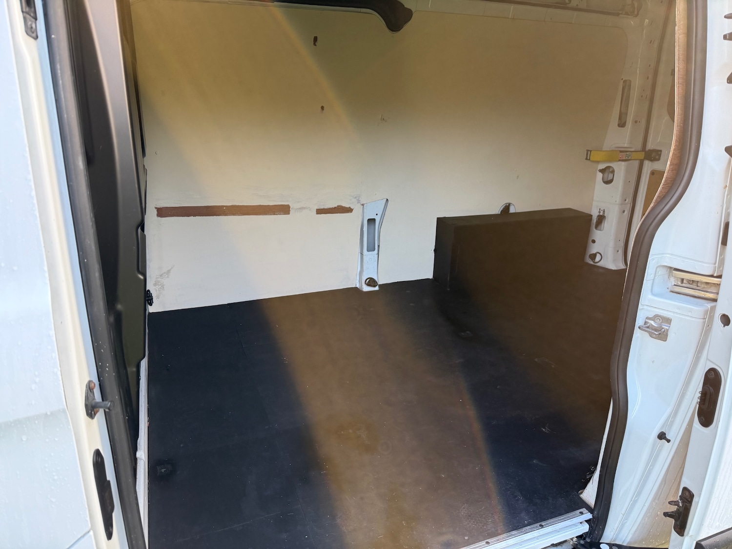 Used Ford Transit Custom 2015 for sale - 76881652: Photo 8