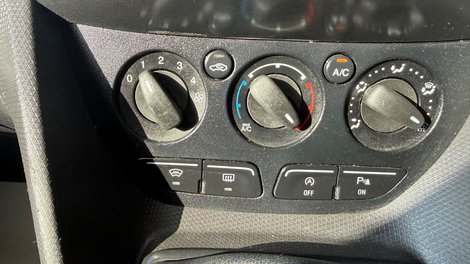 Used Ford Transit Connect 2018 for sale - 77916623: Photo 11