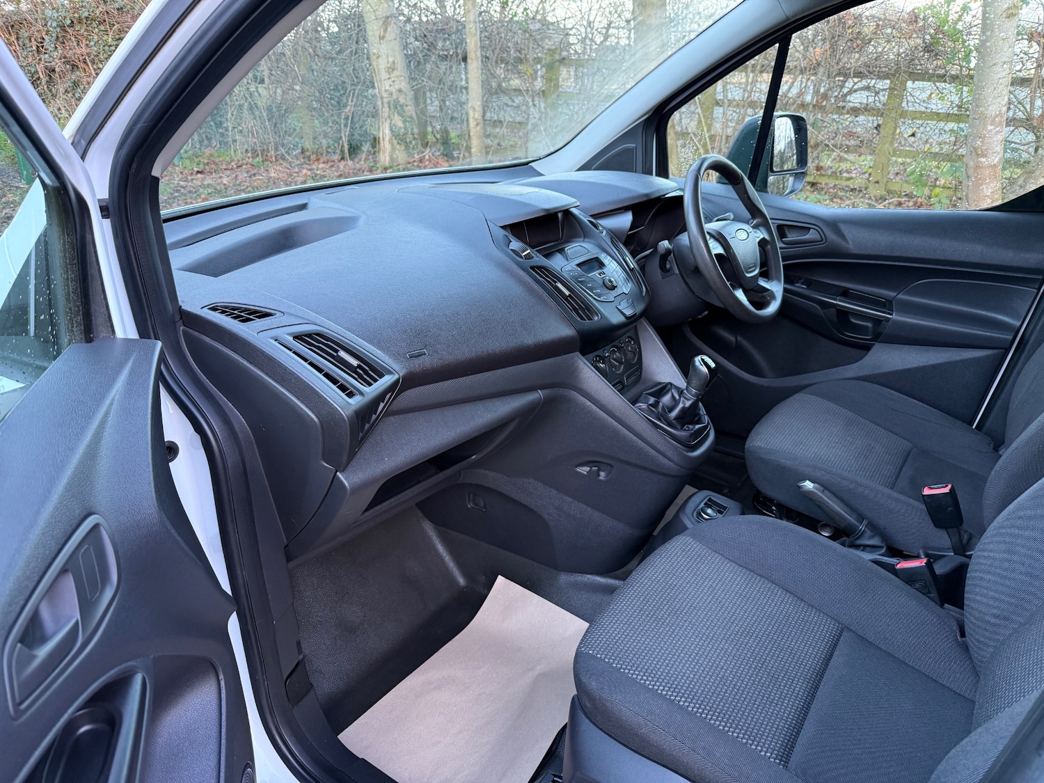 Used Ford Transit Connect 2015 for sale - 76881621: Photo 7