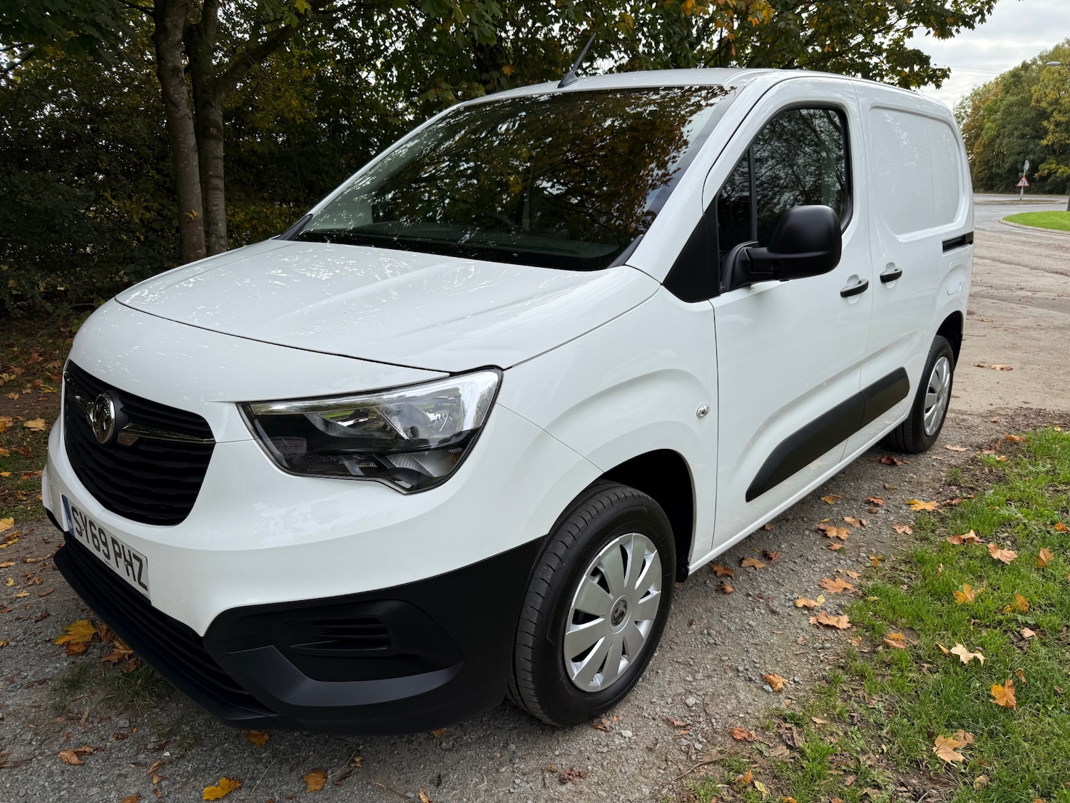 Used Vauxhall Combo 2019 for sale - 76272782: Photo 2