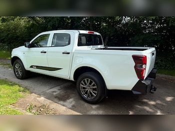 Used Isuzu D-Max 2023 for sale - 78813061: Photo