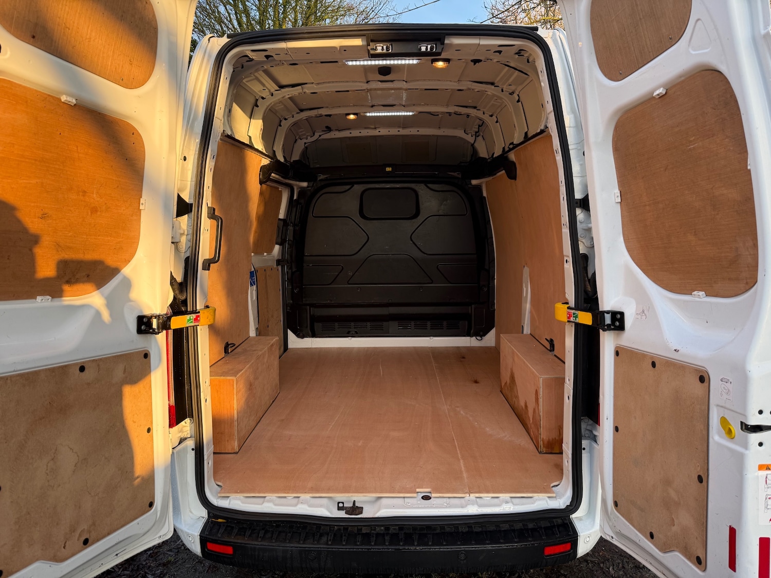 Used Ford Transit Custom 2020 for sale - 76542967: Photo 5