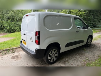 Used Citroen Berlingo 2023 for sale - 78615982: Photo