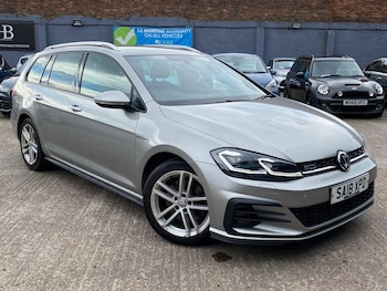 Used Volkswagen Golf 2018 for sale - 78701610: Photo