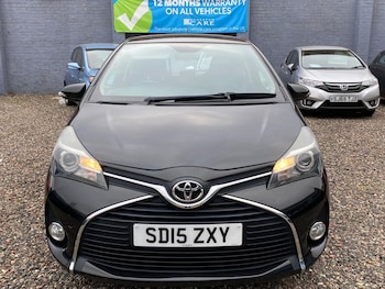 Used Toyota Yaris 2015 for sale - 78701637: Photo