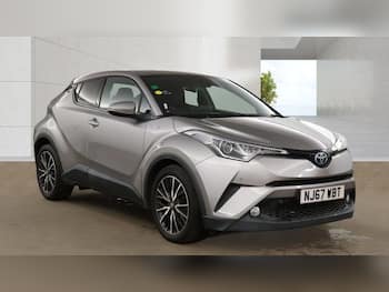 Used Toyota C-HR 2017 for sale - 79736485: Photo