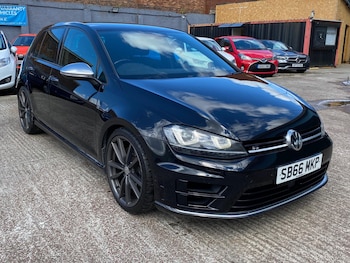 Used Volkswagen Golf 2017 for sale - 79146207: Photo