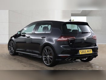 Used Volkswagen Golf 2017 for sale - 78862936: Photo